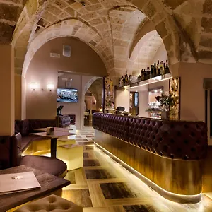le-club-boutique-hotel.lecce-hotels.com/